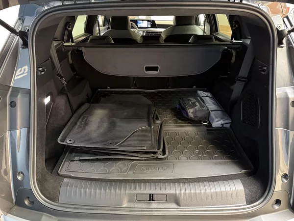 Peugeot 5008 ALLURE Hybrid 136 e-DCS6 - foto 13