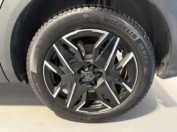 Peugeot 5008 ALLURE Hybrid 136 e-DCS6 - foto 14