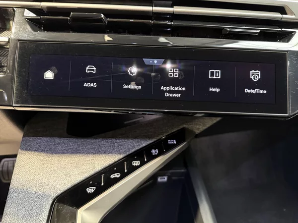 Peugeot 5008 ALLURE Hybrid 136 e-DCS6 - foto 9