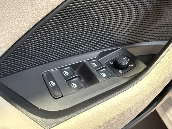 Škoda Octavia 1.5 TSI 110kW Style Combi - foto 10