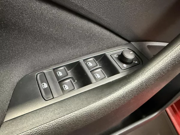 Škoda Kamiq 1.5 TSI 110 kW Monte Carlo DSG - foto 10