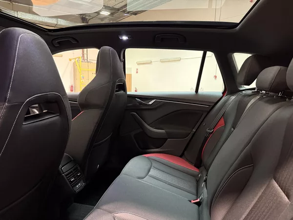 Škoda Kamiq 1.5 TSI 110 kW Monte Carlo DSG - foto 11
