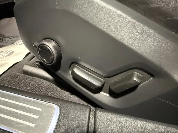 Volvo V90 B6 AWD benzin Ultimate Auto - foto 10