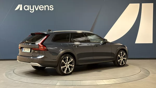 Volvo V90 B6 AWD benzin Ultimate Auto - foto 2