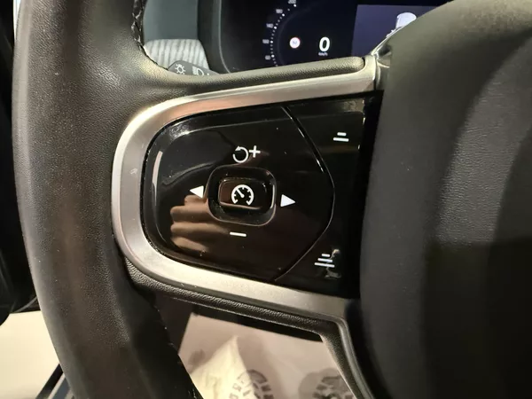 Volvo V90 B6 AWD benzin Ultimate Auto - foto 8