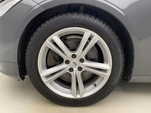 Volvo V90 D4 MOMENTUM AUT - foto 32
