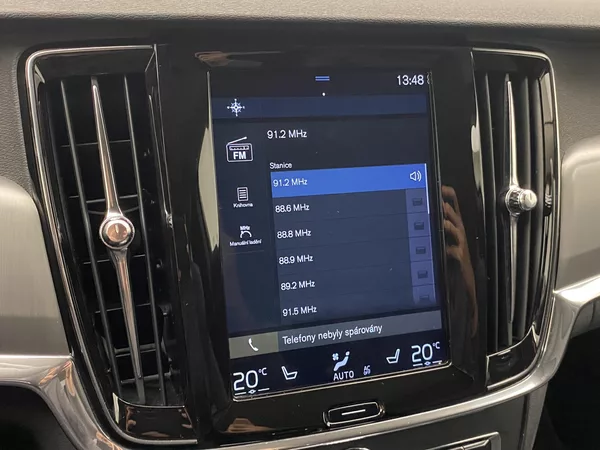 Volvo V90 D4 MOMENTUM AUT - foto 36