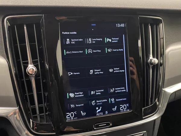 Volvo V90 D4 MOMENTUM AUT - foto 37