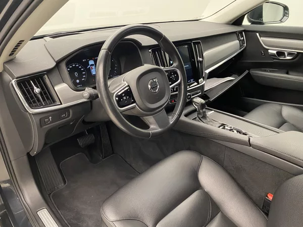 Volvo V90 D4 MOMENTUM AUT - foto 4