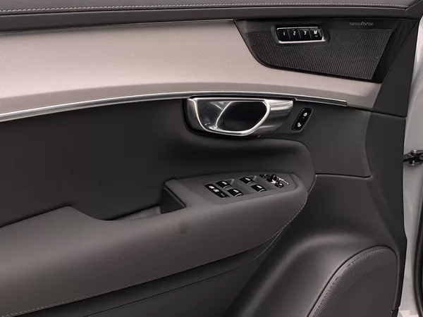 Volvo XC90 B5 AWD BLACK EDITION PLUS 7m - foto 29