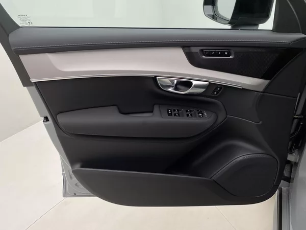 Volvo XC90 B5 AWD BLACK EDITION PLUS 7m - foto 7