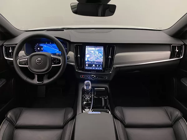 Volvo V90 T8 AWD RECHARGE DARK ULTRA - foto 2