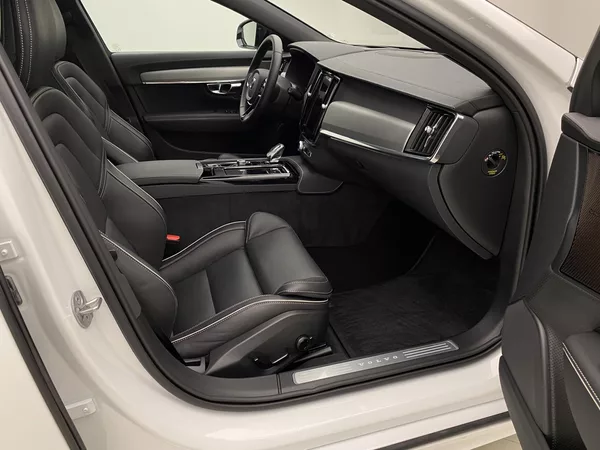 Volvo V90 T8 AWD RECHARGE DARK ULTRA - foto 24