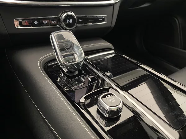 Volvo V90 T8 AWD RECHARGE DARK ULTRA - foto 27