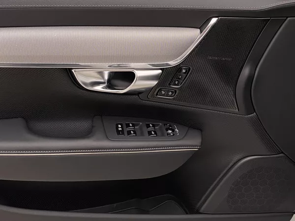 Volvo V90 T8 AWD RECHARGE DARK ULTRA - foto 29