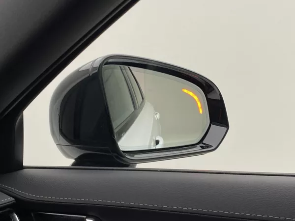 Volvo V90 T8 AWD RECHARGE DARK ULTRA - foto 37
