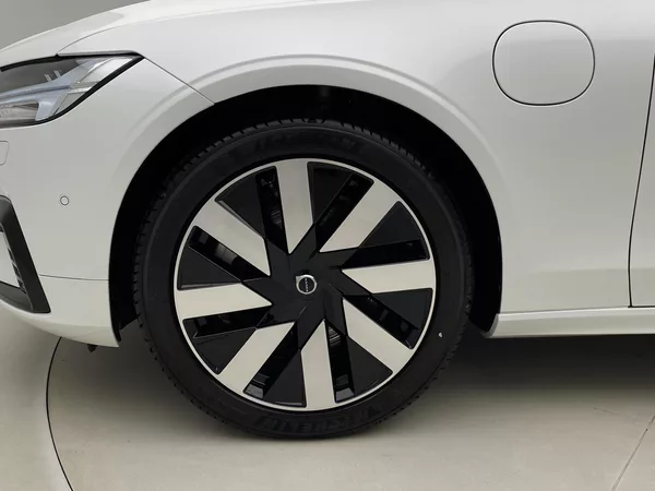 Volvo V90 T8 AWD RECHARGE DARK ULTRA - foto 39