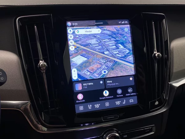 Volvo V90 T8 AWD RECHARGE DARK ULTRA - foto 42