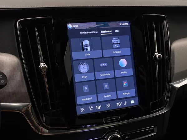 Volvo V90 T8 AWD RECHARGE DARK ULTRA - foto 49