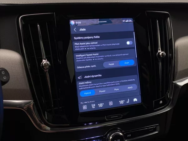 Volvo V90 T8 AWD RECHARGE DARK ULTRA - foto 50
