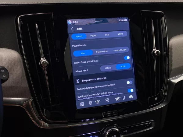 Volvo V90 T8 AWD RECHARGE DARK ULTRA - foto 51