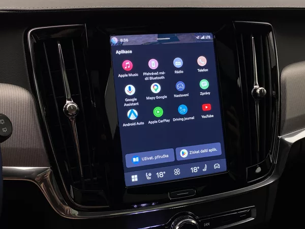 Volvo V90 T8 AWD RECHARGE DARK ULTRA - foto 8