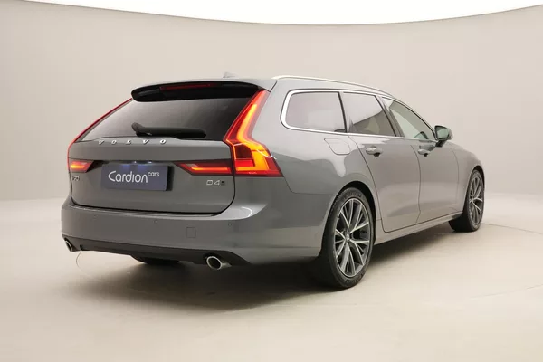 Volvo V90 D4 AWD MOMENTUM AUT - foto 12