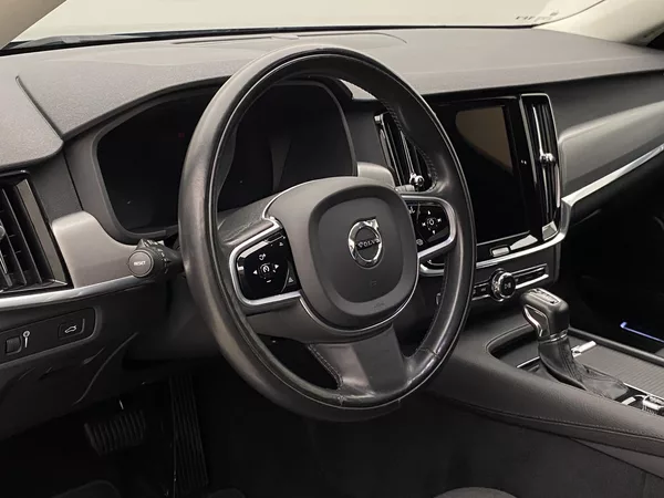 Volvo V90 D4 AWD MOMENTUM AUT - foto 18