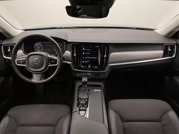 Volvo V90 D4 AWD MOMENTUM AUT - foto 2