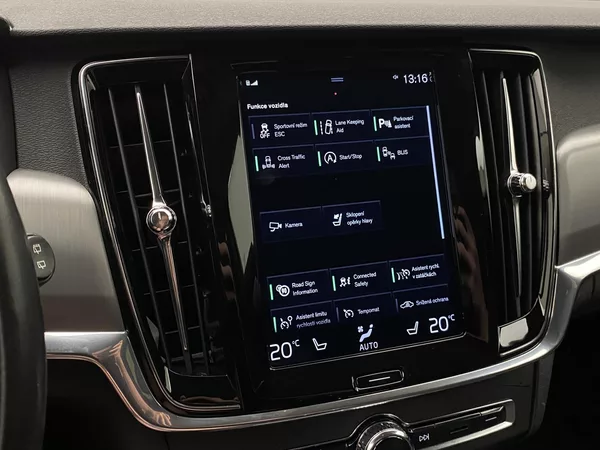 Volvo V90 D4 AWD MOMENTUM AUT - foto 38