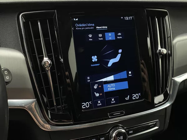Volvo V90 D4 AWD MOMENTUM AUT - foto 42