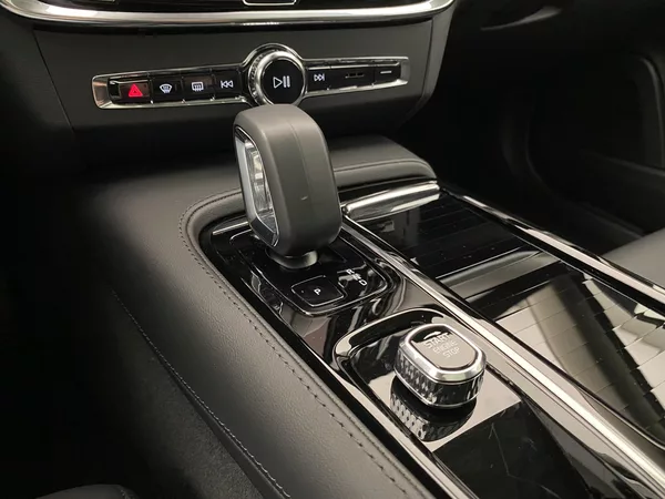 Volvo V90 T8 AWD RECHARGE DARK PLUS AUT - foto 26