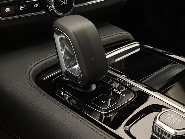 Volvo V90 T8 AWD RECHARGE DARK PLUS AUT - foto 27