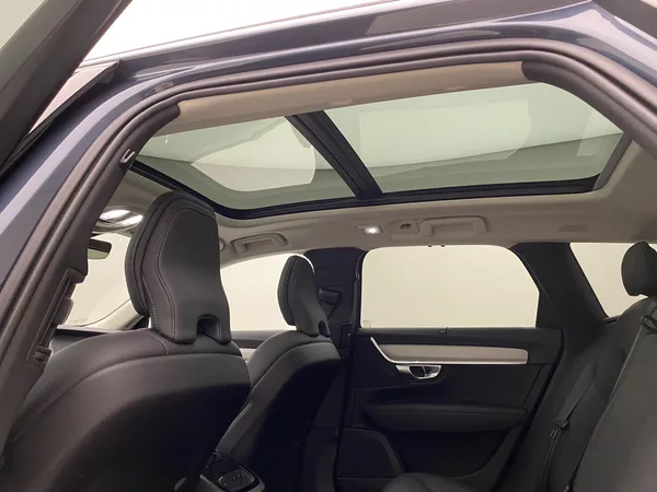 Volvo V90 T8 AWD RECHARGE DARK PLUS AUT - foto 32