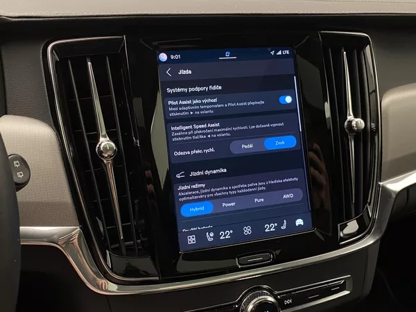 Volvo V90 T8 AWD RECHARGE DARK PLUS AUT - foto 48
