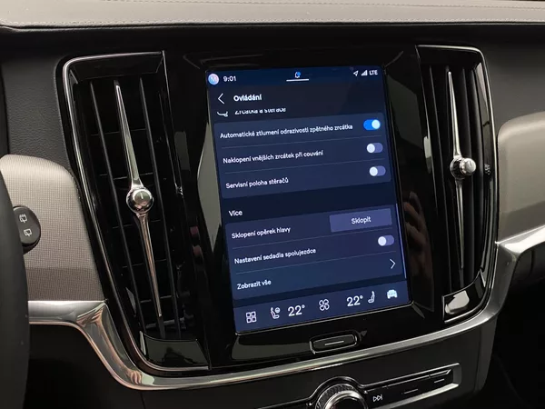 Volvo V90 T8 AWD RECHARGE DARK PLUS AUT - foto 53