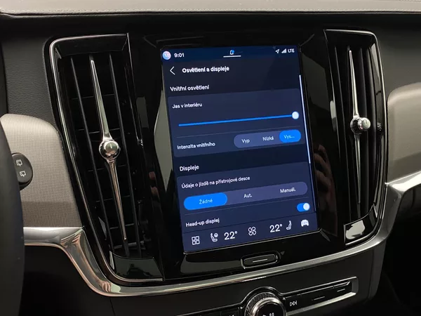 Volvo V90 T8 AWD RECHARGE DARK PLUS AUT - foto 54