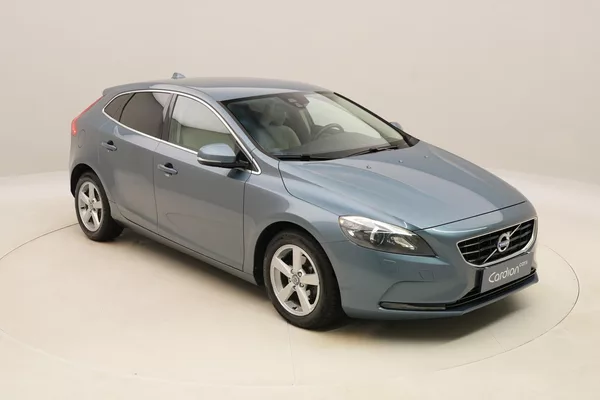 Volvo V40 D2 Momentum - foto 10