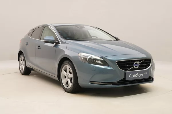Volvo V40 D2 Momentum - foto 11