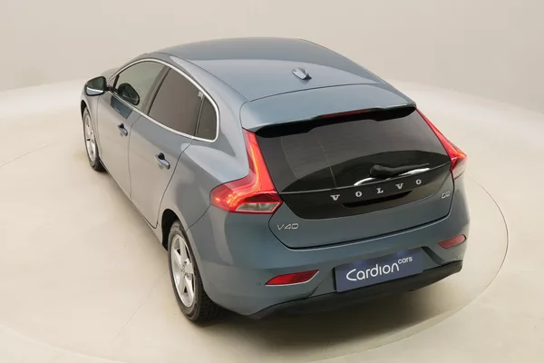 Volvo V40 D2 Momentum - foto 14