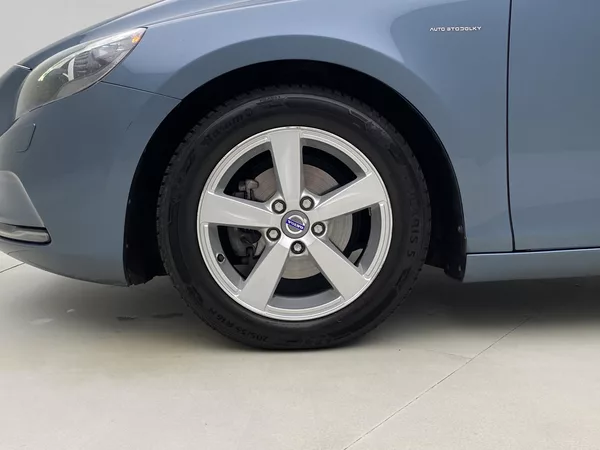 Volvo V40 D2 Momentum - foto 24