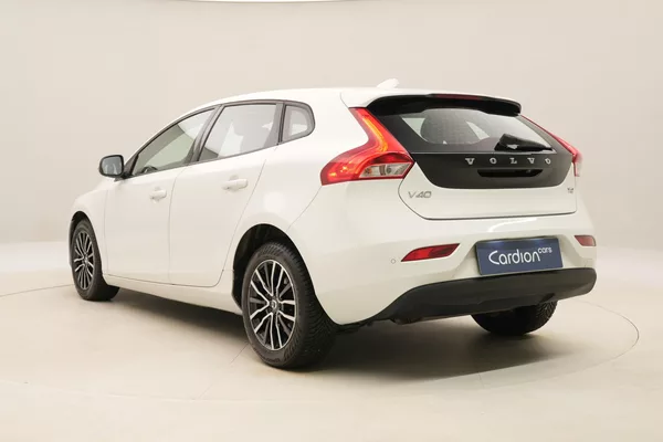 Volvo V40 T2 MOMENTUM AUT - foto 10