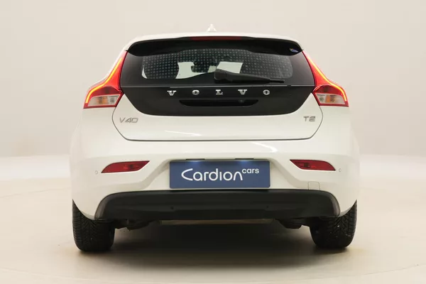 Volvo V40 T2 MOMENTUM AUT - foto 11
