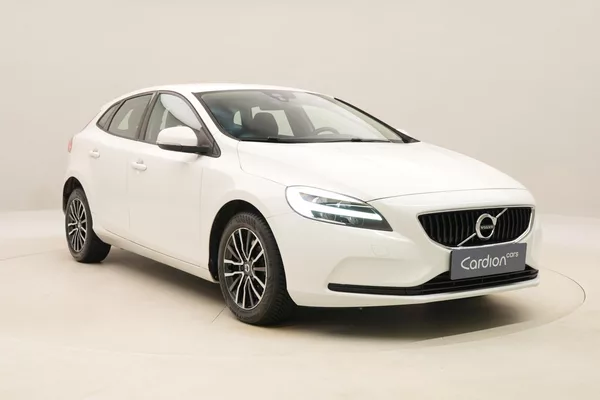 Volvo V40 T2 MOMENTUM AUT - foto 14