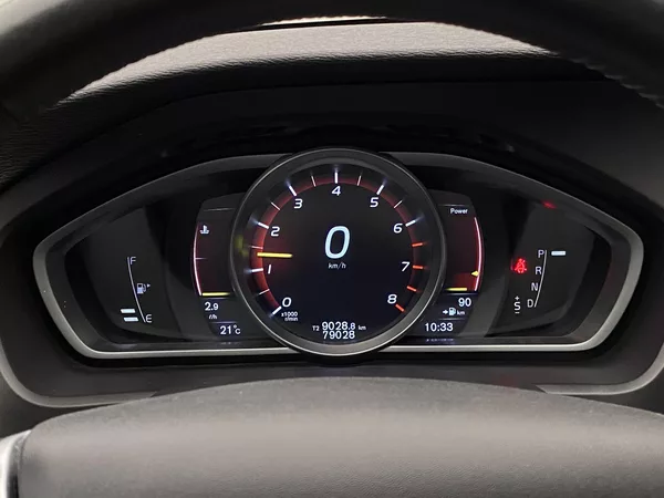 Volvo V40 T2 MOMENTUM AUT - foto 25