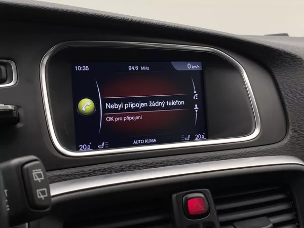 Volvo V40 T2 MOMENTUM AUT - foto 35