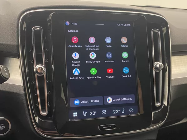 Volvo XC40 B4 CORE AUT - foto 8