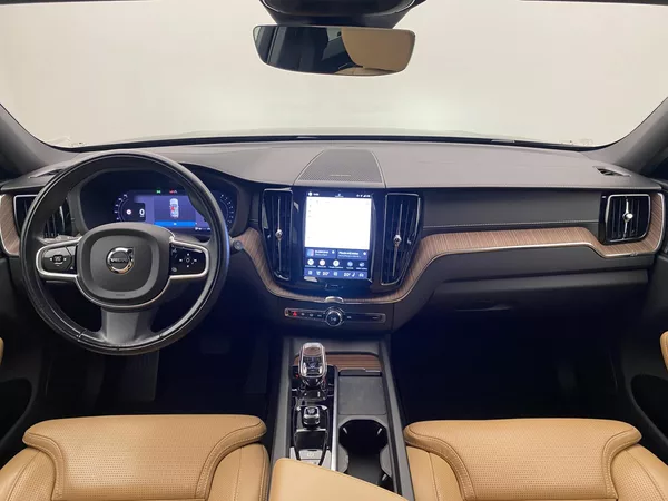 Volvo XC60 B5 BRIGHT PLUS AUT CZ - foto 2
