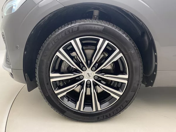 Volvo XC60 B5 BRIGHT PLUS AUT CZ - foto 38