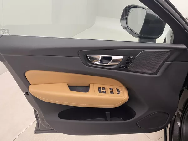 Volvo XC60 B5 BRIGHT PLUS AUT CZ - foto 7